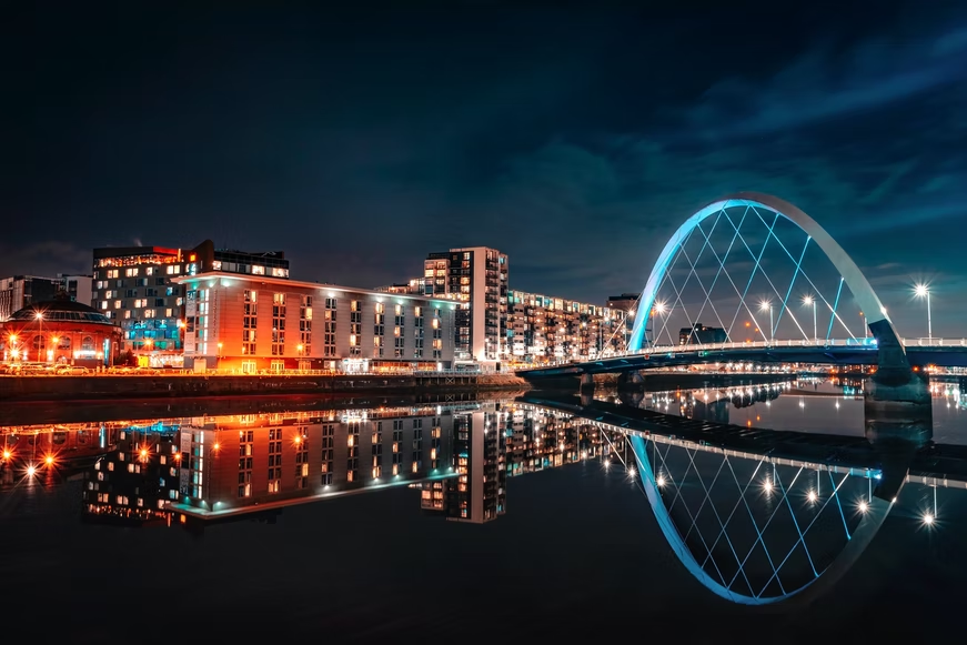 Dating in Glasgow — Best UK Hookup Guide 2022