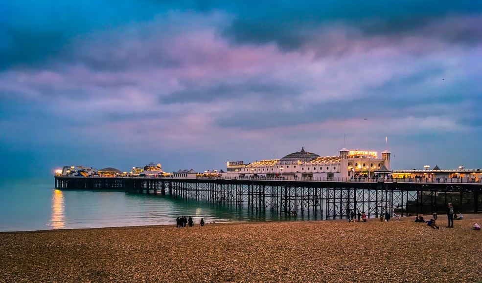 Dating in Brighton — Best UK Hookup Guide 2022